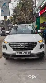 Hyundai Venue 2019 Petrol Well Maintained