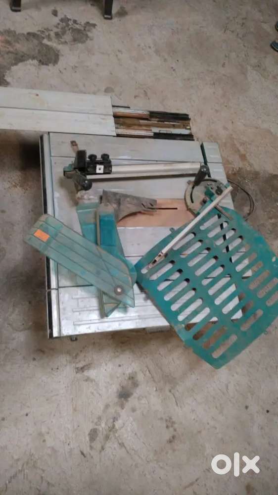 Makita table saw and dust collector for sale