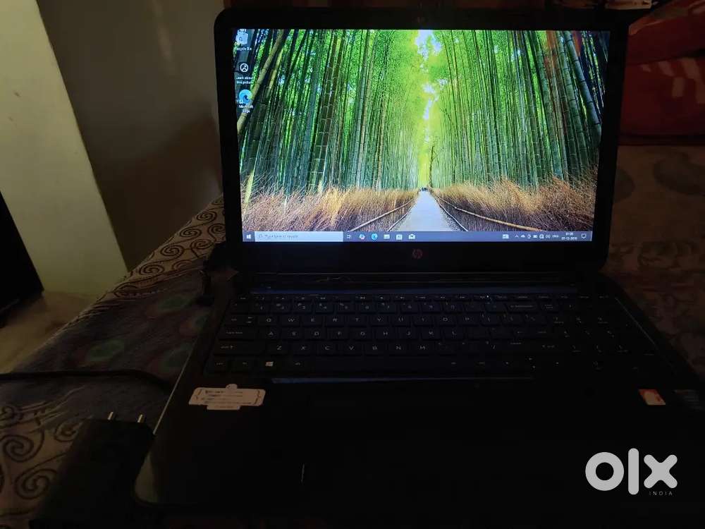 HP Laptop i3