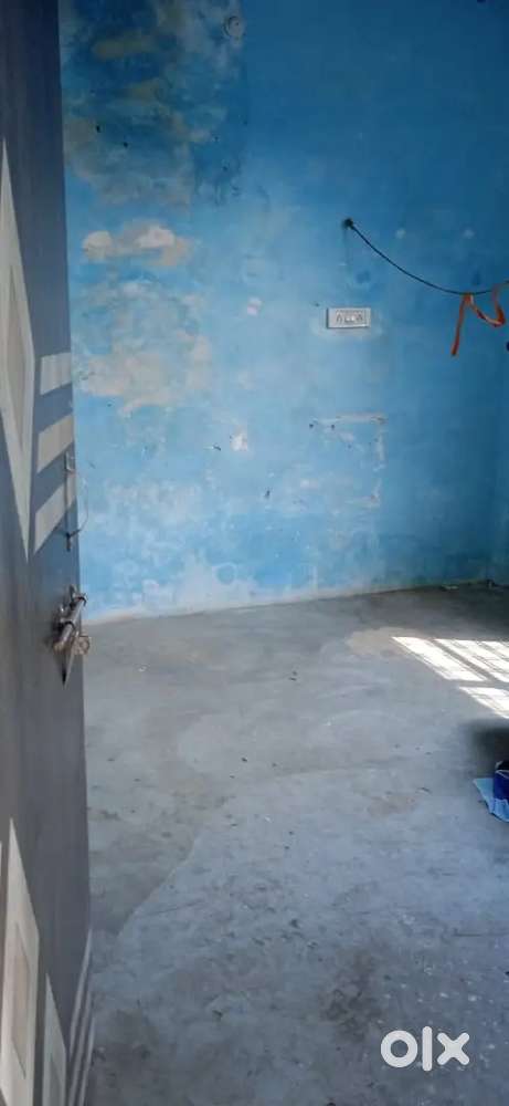 4000 full पोर्शन  और 1room अलग से 3000 bathroom दोनों अलग है