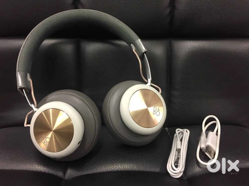 Bang & Olufsen H4 headphone