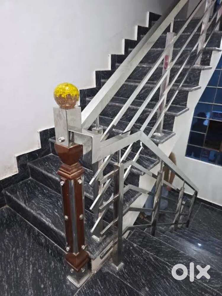 Steel Railing technician