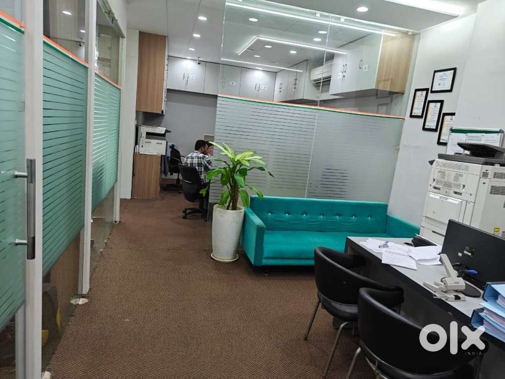 10 AC, 30 Fully Operative Computer, Workstation, 1 Server Room