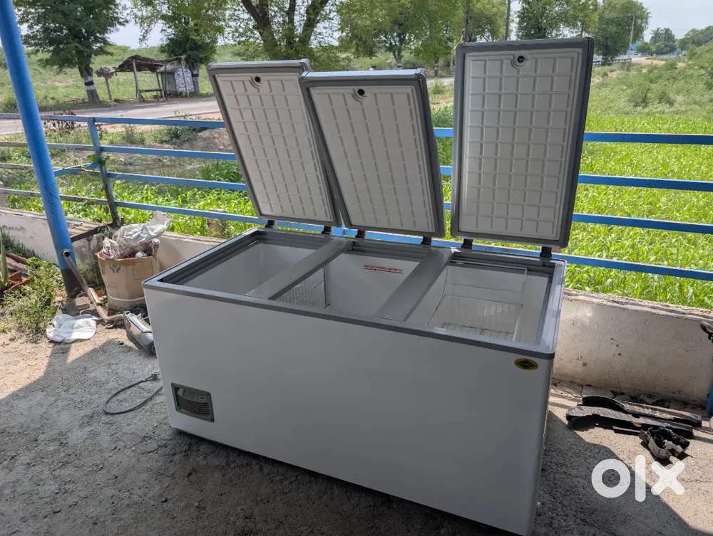 Western brand 3 door 825 liters freezer