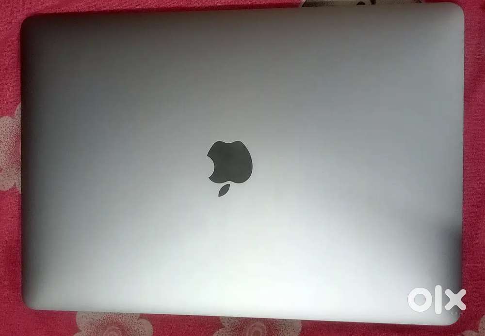 MacBook Pro 13 (2020, Intel, 4 Thunderbolt 3 ports)