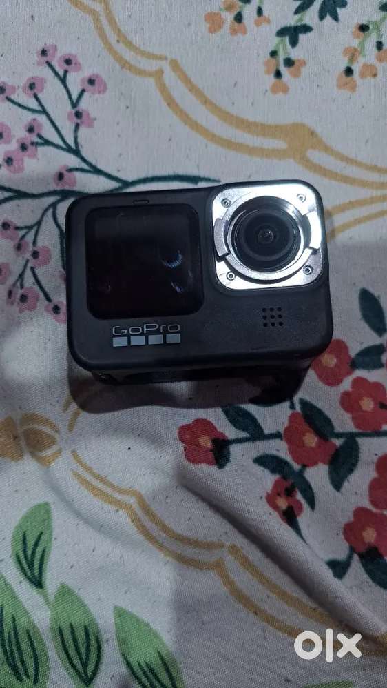 Go pro 9 damaged camera for sell