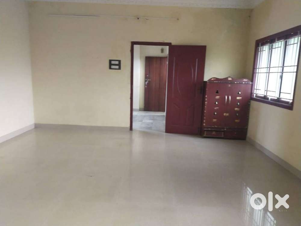 2800sqft Office Space Available In  RS Puram