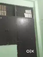 Room partner only girls