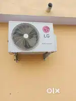 LG AC dual inverter okay condition working laga hua hai chalu hai