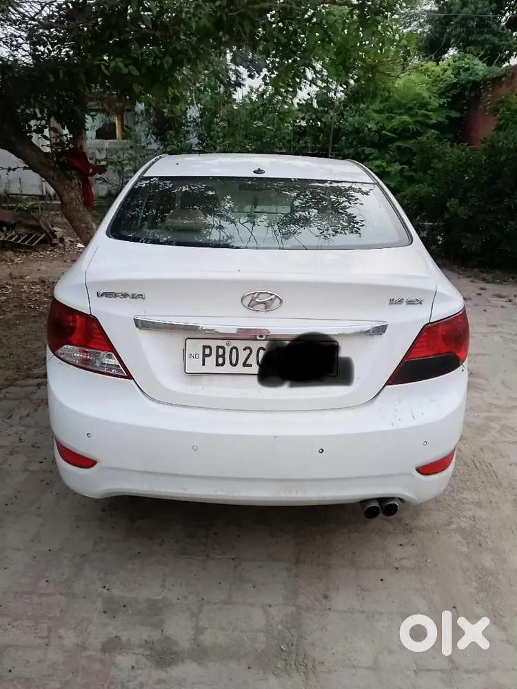 Hyundai Fluidic Verna 2014