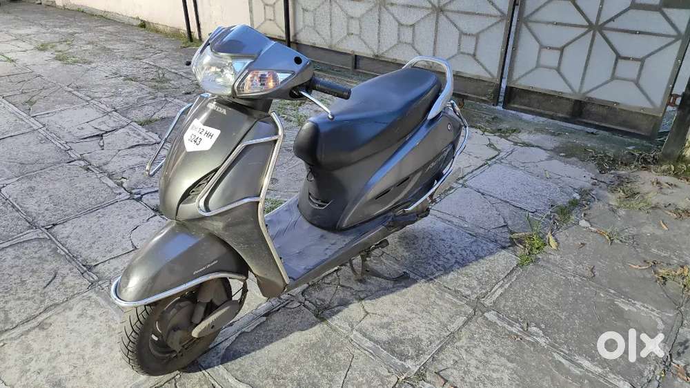 Honda Activa for sale 2011 model Grey colour