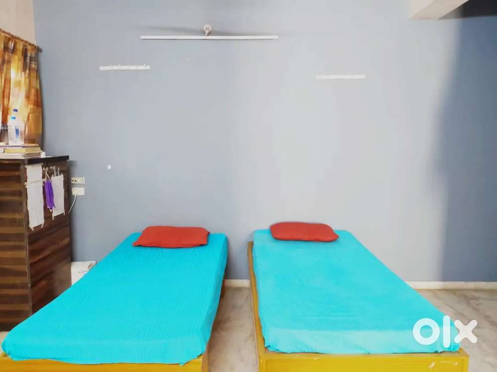 Furnished affordable boys PG near Madhunagar Gorwa