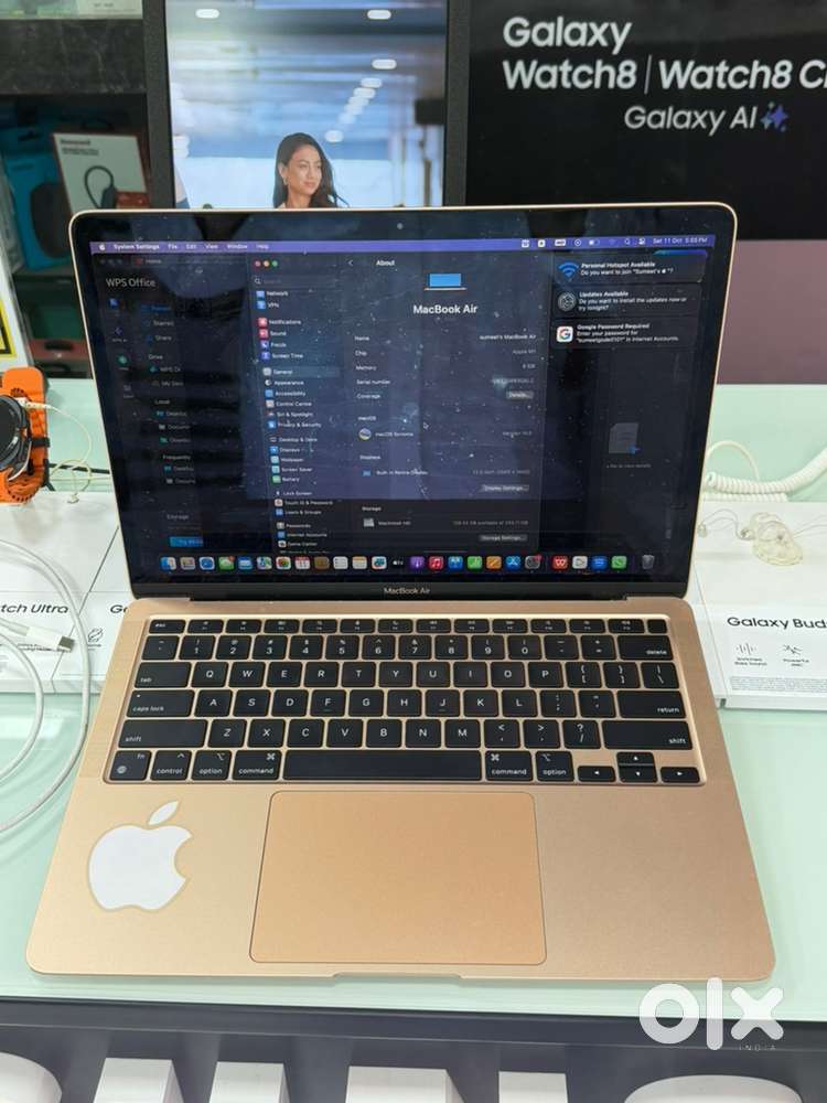 Apple M1 chip 8/256gb