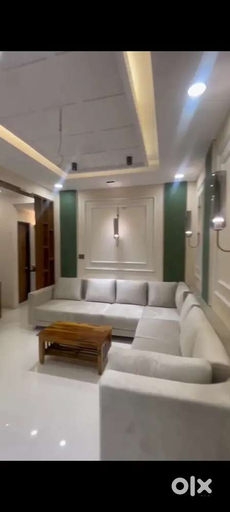 Just 5 min from aurobindo hospital