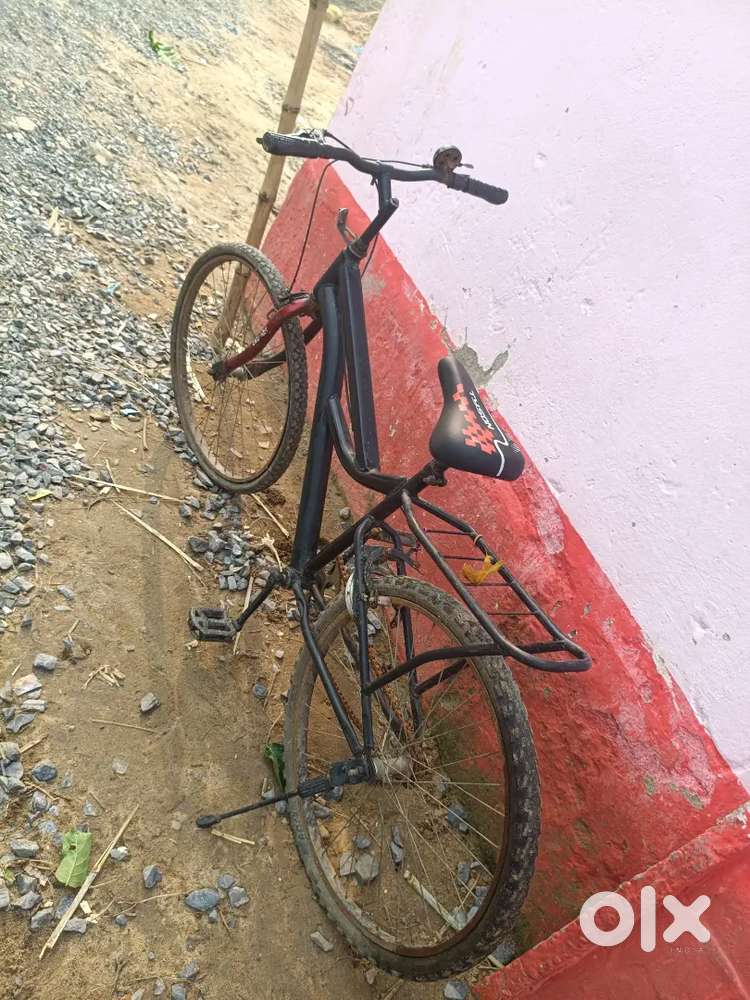 good condition cycle इसमे बस दो काम है ब्रेक बनवाना और Motergard लगाना