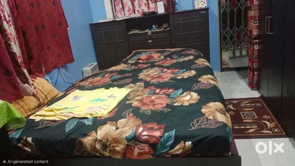 NILKAMAL QUEEN SIZE BED