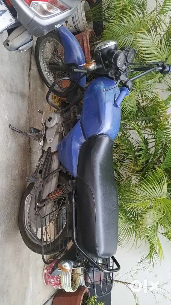 Ct 100 boxer type and modified bike blue colour