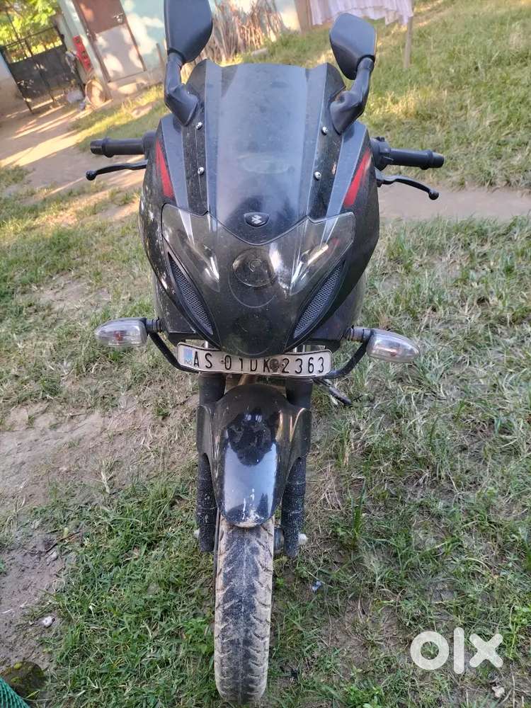 Bajaj pulsar 220F