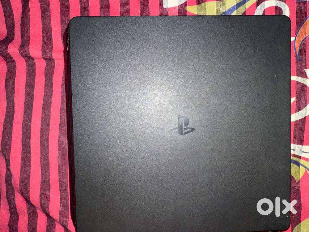 Playstation 4, Slim Version, With 1Tb Storage, And Games Cds