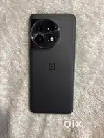 One plus 11 5g 256GB AND 16 GB RAM