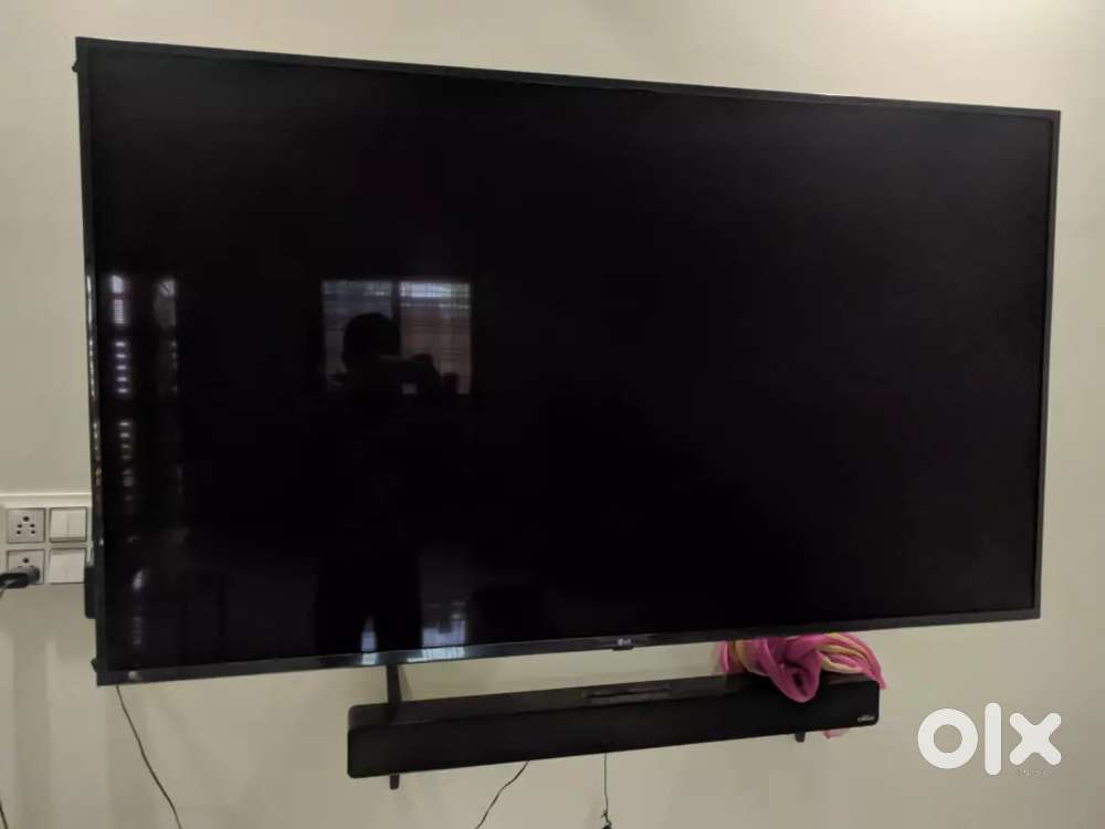 LG 65-Inch 4KSmartTV(2023)+CarvaSoundbar with Bill Excellent Condition