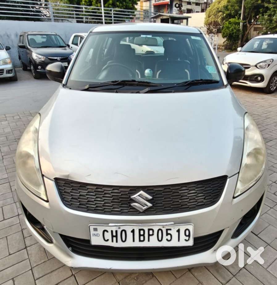 Maruti Suzuki Swift LXI Optional-O, 2017, Petrol