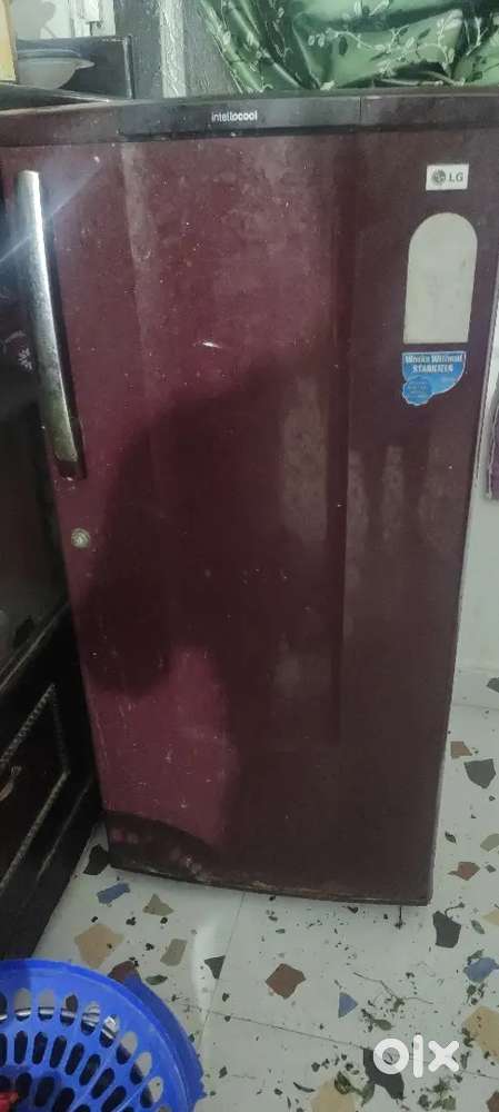 Good condition refrigerator