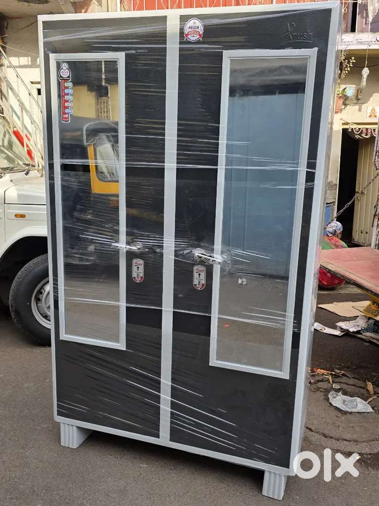 Brand new Raja Rani Cupboard / Almirah.. High Quality material
