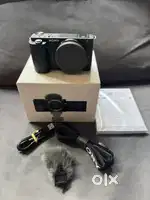 Sony Alpha ZV-E10 24.2MP Mirrorless Digital Camera - Black used