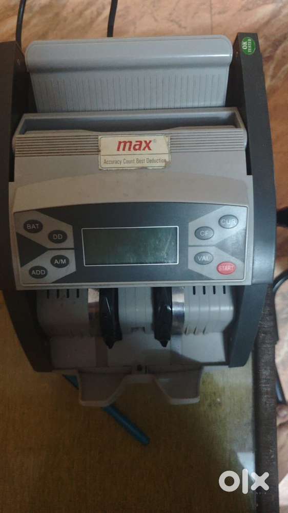 Cash counting machine