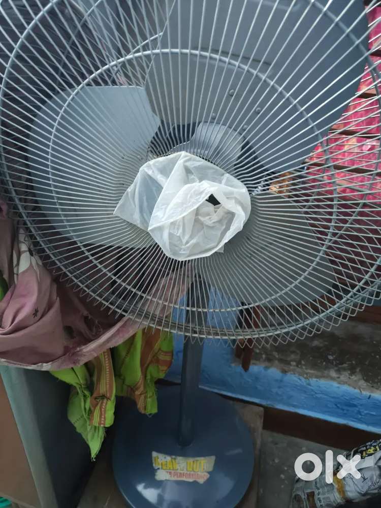 Usha Table fan ( urgent sell)