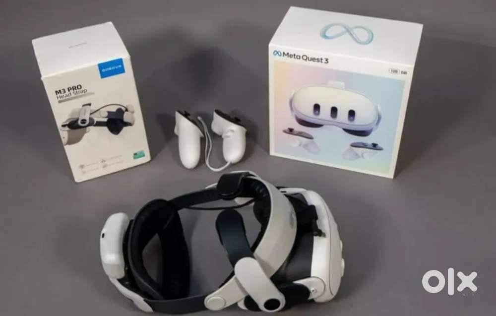 Meta Quest 3 128GB VR Headset + Bobovr M3 Pro + 16ft USB 3.0 cable
