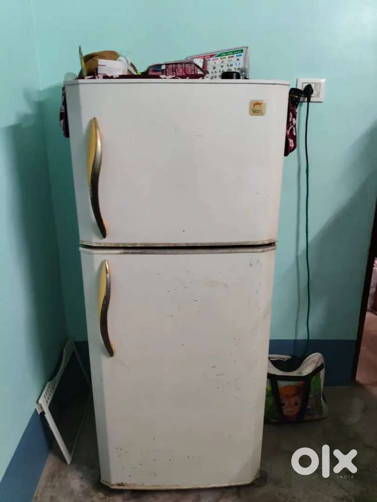 Want to sell my refrigerator