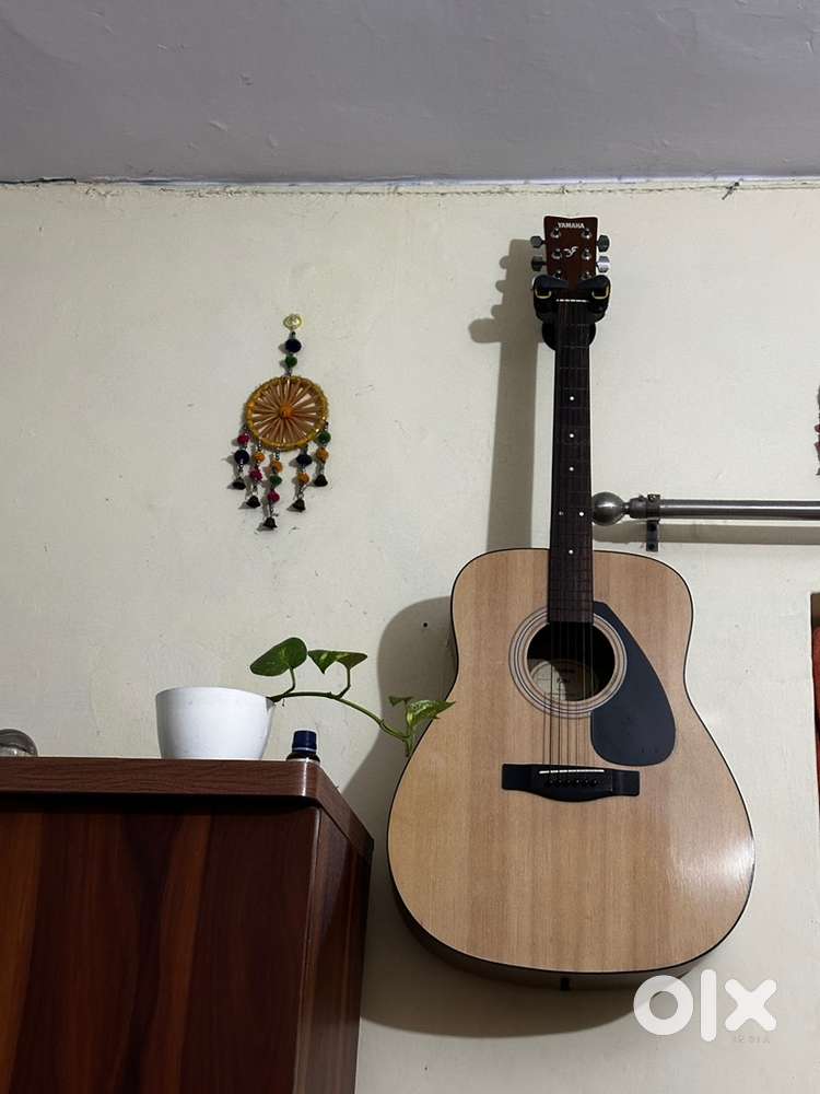 Yamaha F 280 brand new guitar