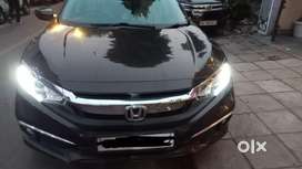 Honda Civic 1.8 V AT, 2019, Petrol