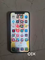 Iphone 11 64/4  little bit display issue  final price 11.000