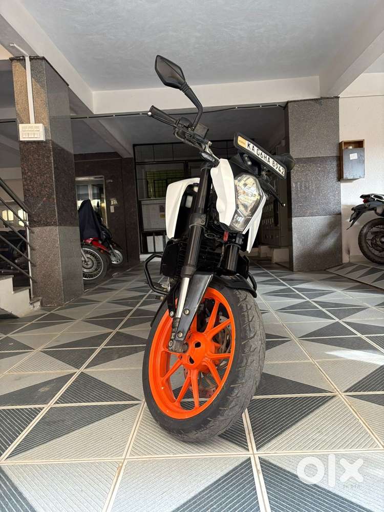 Bike in best condition and showroom maintainance