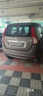 Automatic single hand