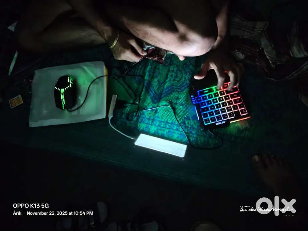 Gaming keyboard and mouse with adaptor for mobile