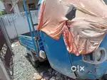 Khadi gadi hai chalu hai pan khadi hai