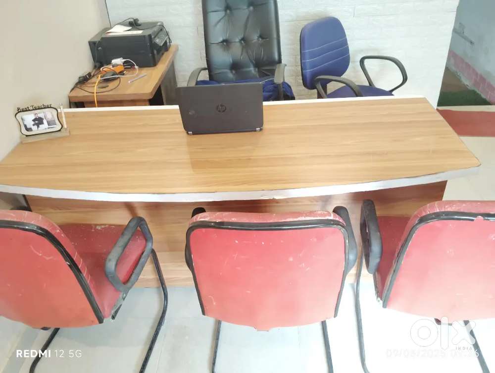 Computer & reception table