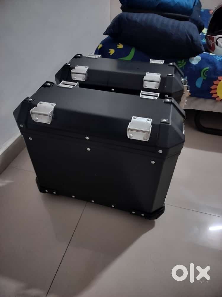 Royal enfield panniers