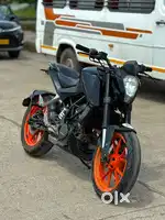 KTM duke 200 (bs4)