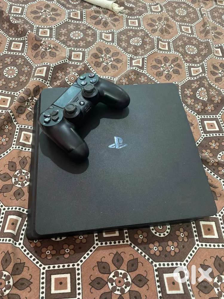 PS4 Slim 1TB