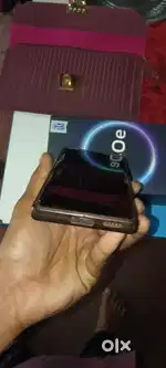V40e, RAM:8GB,ROM:256GB