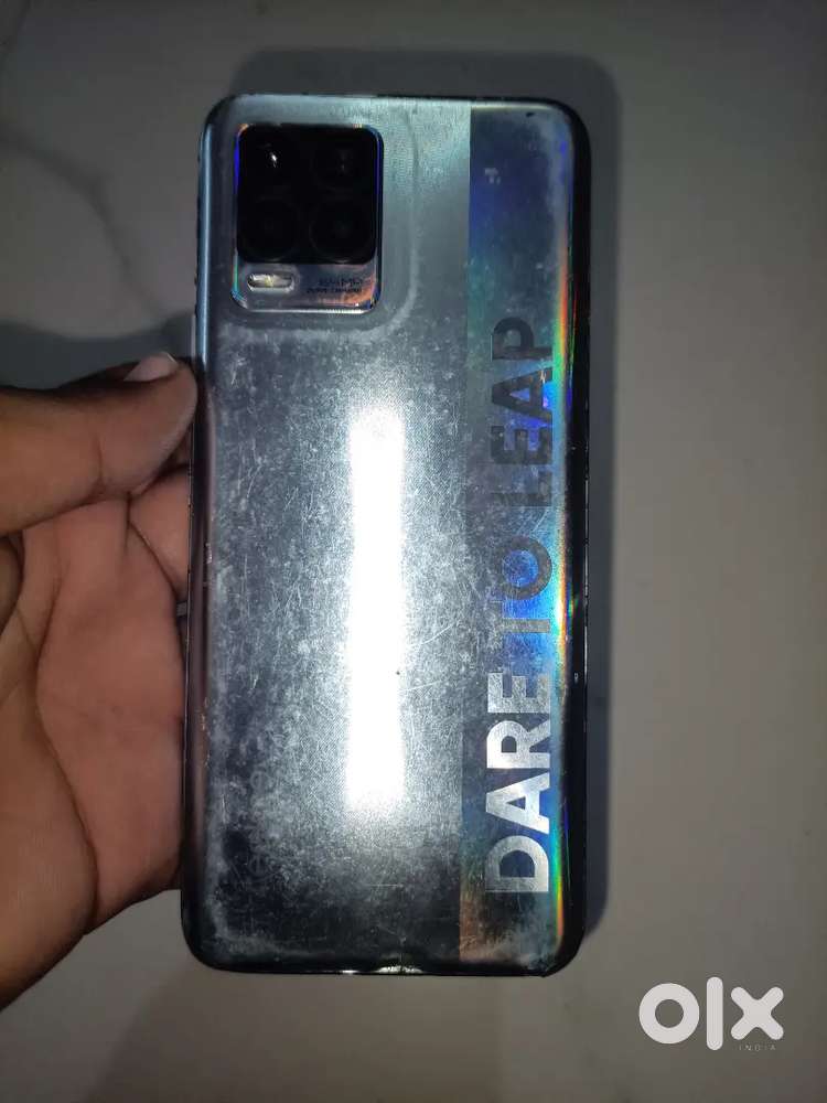 Realme 8 hai 6.128