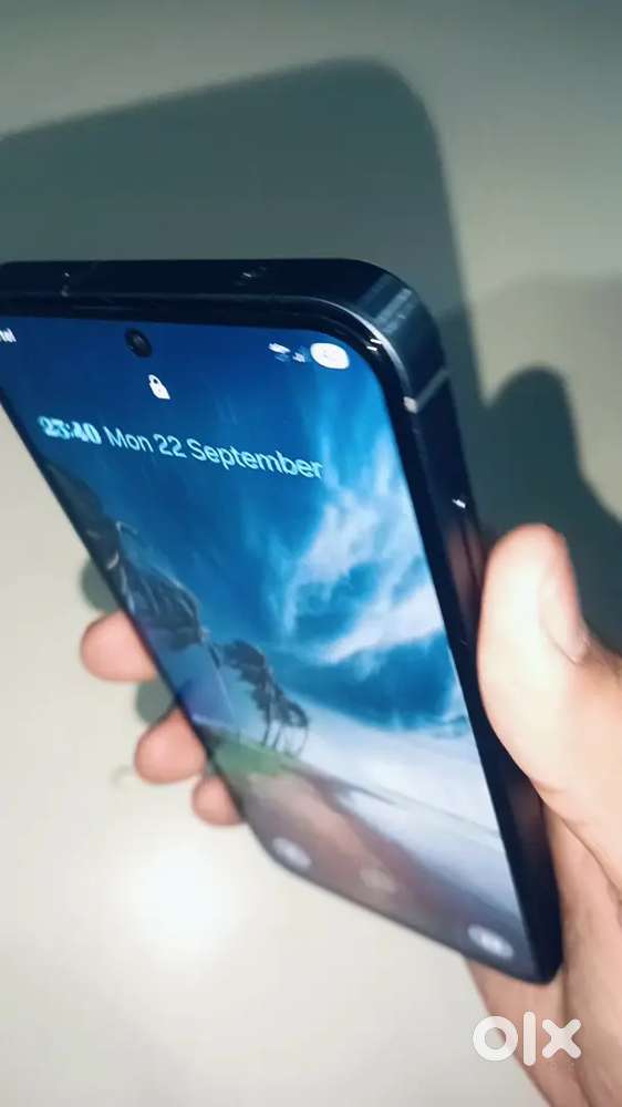 Selling my brand new mobile buy on 3 may 2025