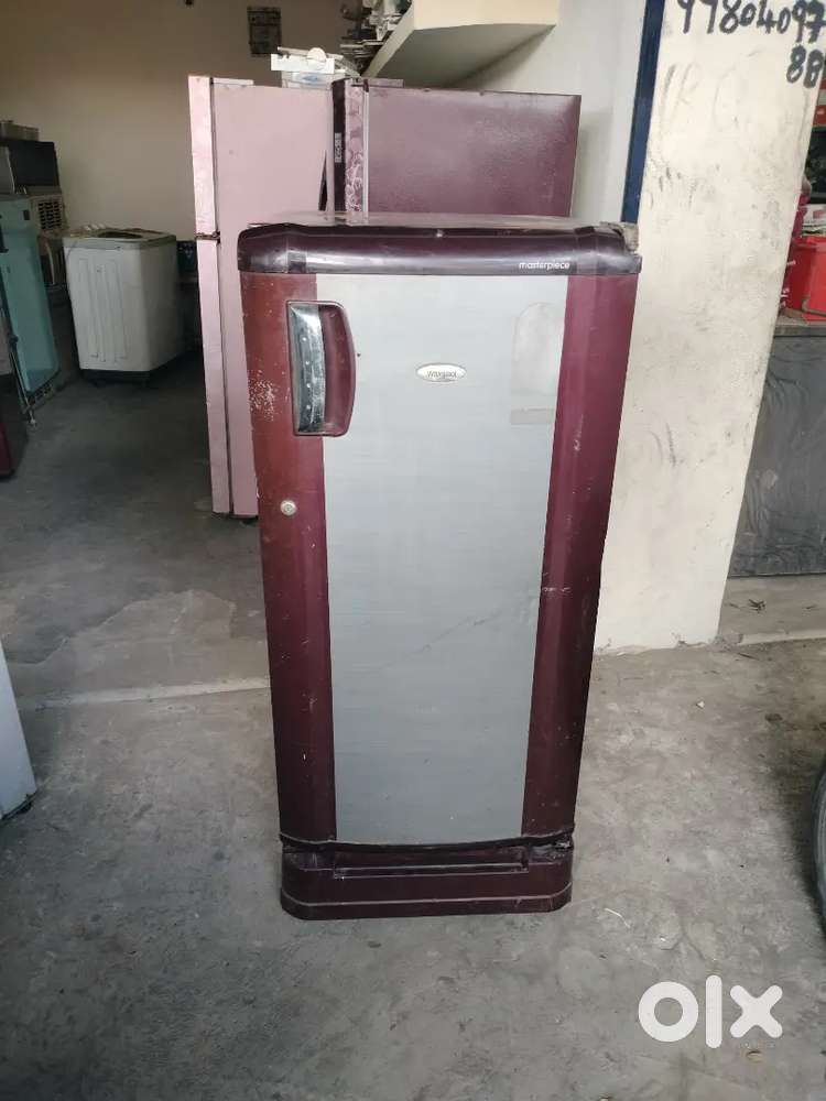 Whirlpool refrigerator good condition single door 180 liter 5 star f