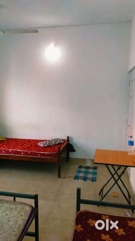 4-5 Share AC Room , 3 Share Non AC Room