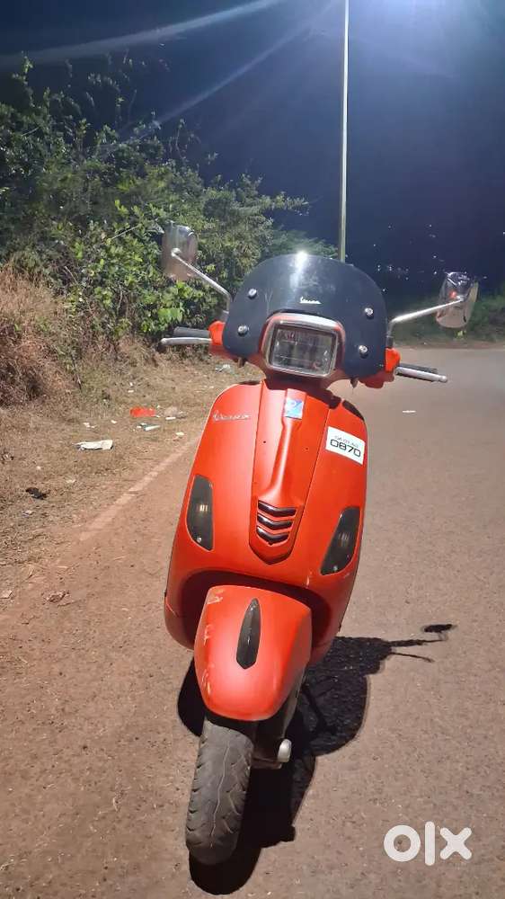 Vespa SXL 125
